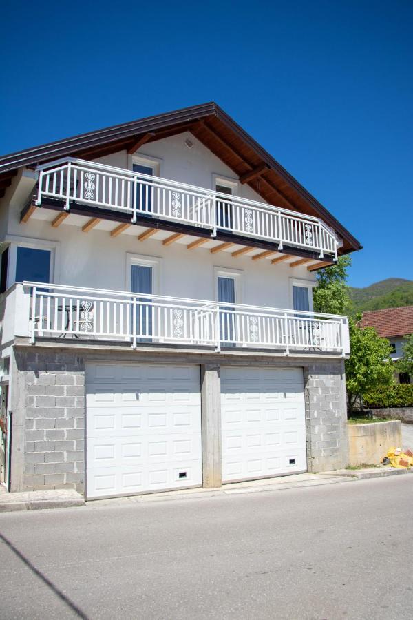 Big Mama'S Apartments Конич Екстериор снимка