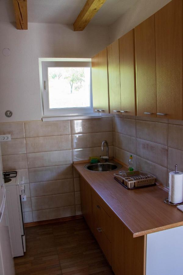 Big Mama'S Apartments Конич Екстериор снимка