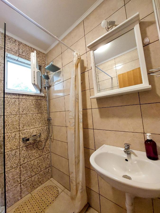 Big Mama'S Apartments Конич Екстериор снимка