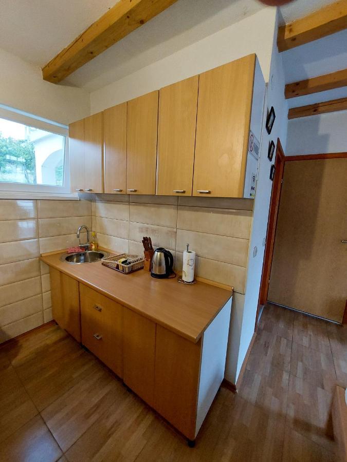 Big Mama'S Apartments Конич Екстериор снимка