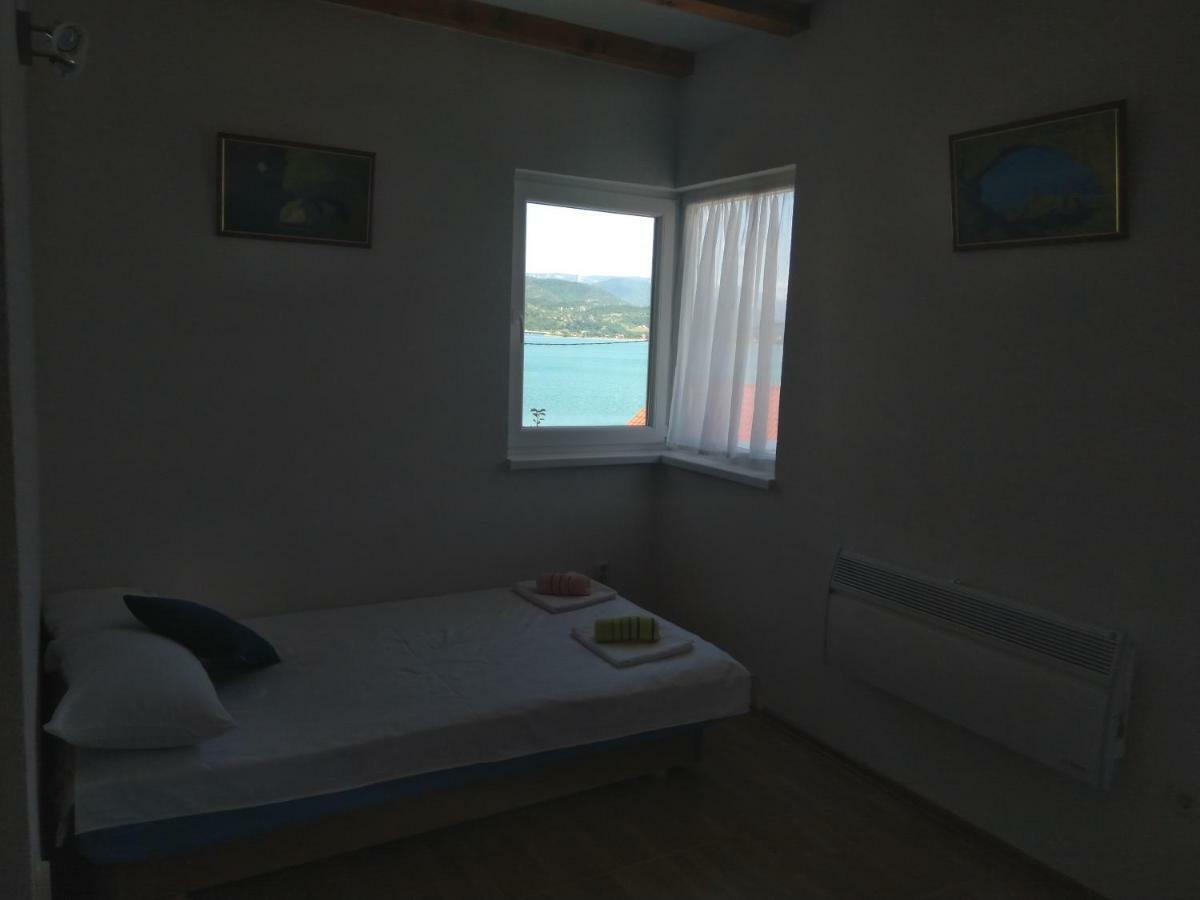 Big Mama'S Apartments Конич Екстериор снимка